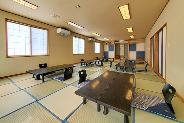 食事会場-2